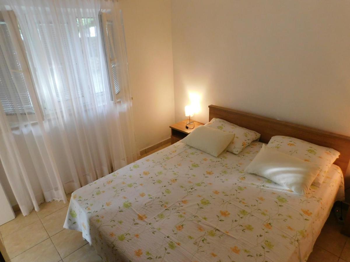Apartments Marica Krk Town Bagian luar foto