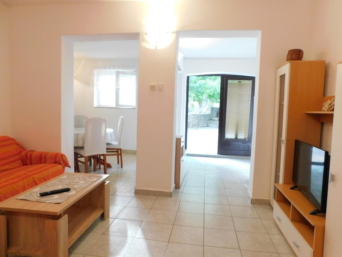 Apartments Marica Krk Town Bagian luar foto