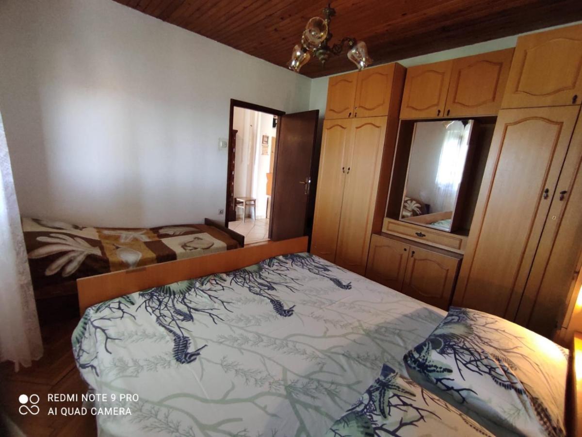 Apartments Marica Krk Town Bagian luar foto