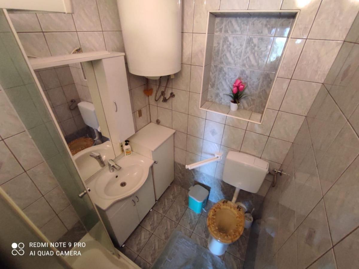 Apartments Marica Krk Town Bagian luar foto